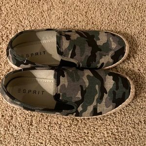 Espirit brand womens camo espadrilles